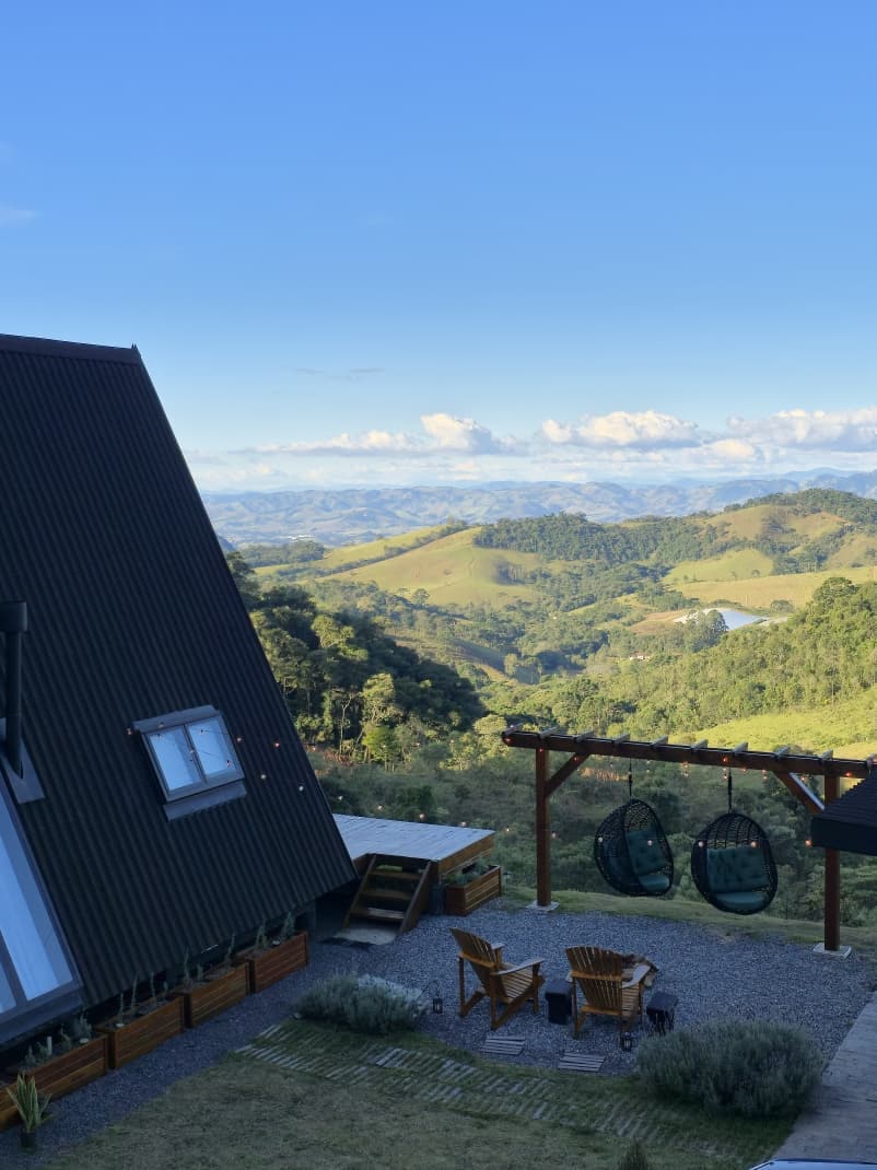 Vista do deck para a Serra da Mantiqueira